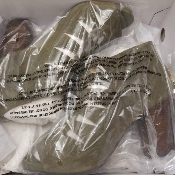 MICHAEL KORS Elsie Mid Stack Heel Booties - Picture 1 of 4